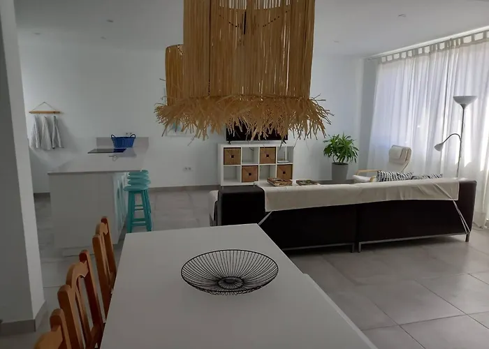 Caleta De Famara Casa Acogedora Y Espaciosa Holiday home